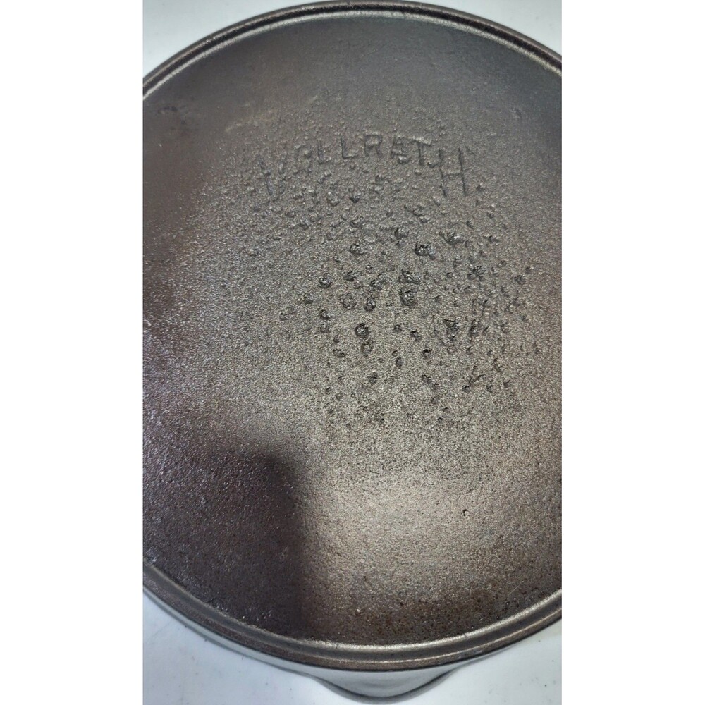 Vintage VOLLRATH Cast-Iron Chicken Fryer #8 w/Heat Ring-Sits Flat